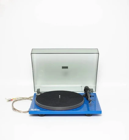 pro-ject-essential-iii-sgt-peppers-drum-big-0