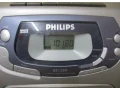 philips-az120914-small-3