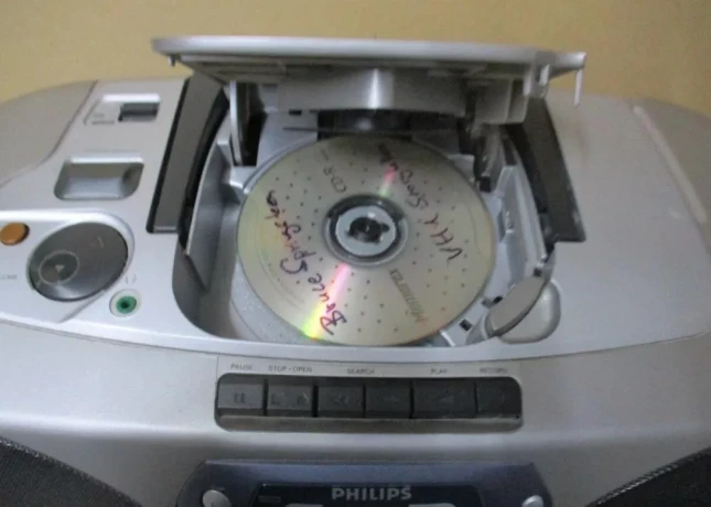 philips-az120914-big-4