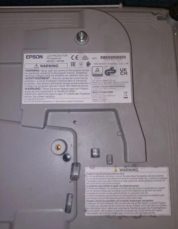 projektor-epson-eb-530-big-2