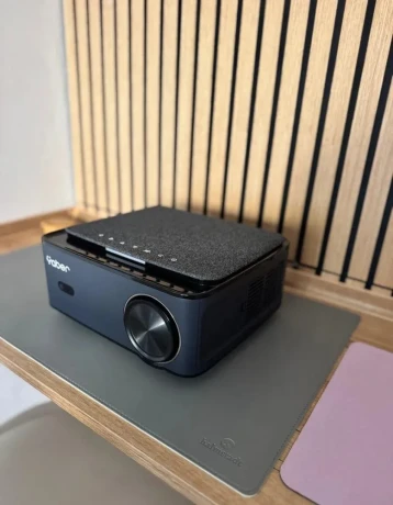 yaber-pro-u6-projector-big-1