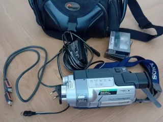 videokamera-sony-dcr-trv145e-digital-8-handycam
