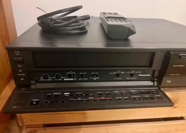 panasonic-nv-f65-hq-hi-fi-stereo-big-3