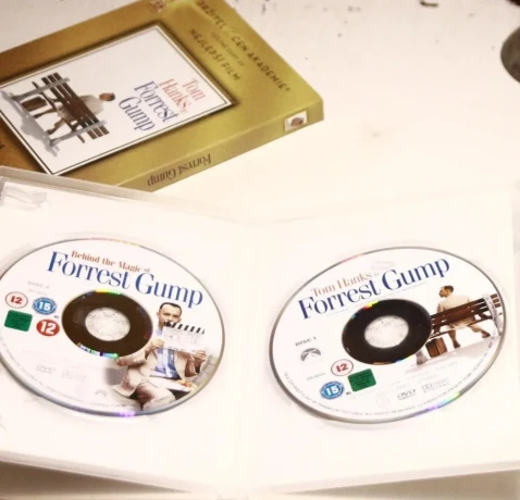 forest-gump-dvd-oskarova-edicia-bonusy-big-1