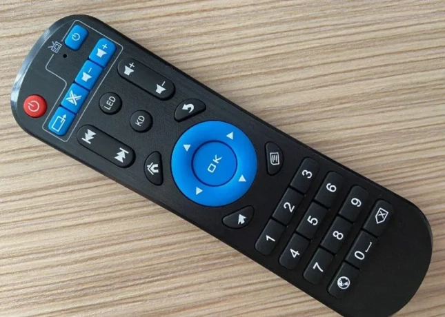 nahradne-dialkove-ovladace-k-android-tv-boxom-big-3