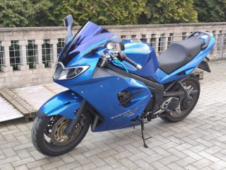 triumph-sprint-st-1050-v-tp-25kw