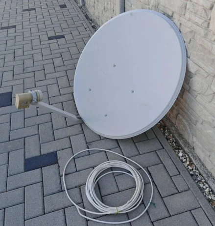 sat-parabolakonvertorkoaxial-big-0
