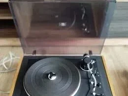 gramofon-tesla-nc-430
