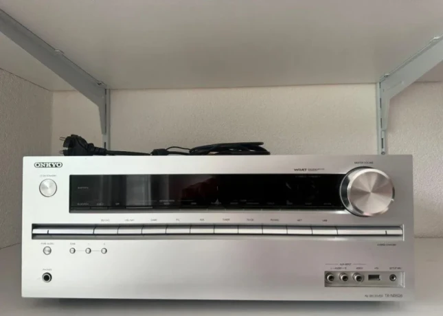 onkyo-tx-nr626-big-1
