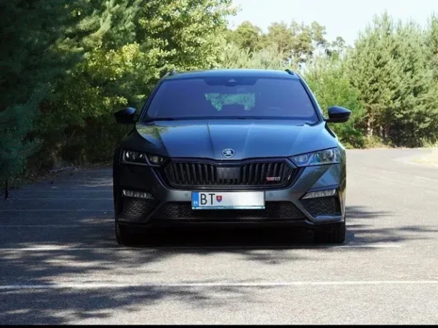 skoda-octavia-combi-rs-20-tdi-147-kw-4x4-dsg-1-majitel-kupena-v-sr-big-1