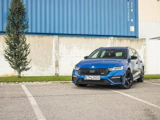 skoda-octavia-combi-20-tdi-rs-dsg