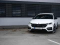 skoda-octavia-combi-20-tdi-rs-dsg-small-0