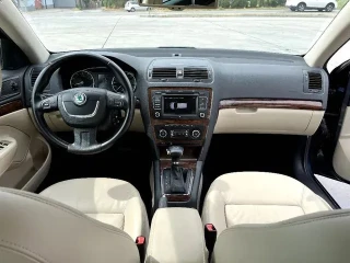 skoda-octavia-combi-12-tsi-elegance-dsg-77kw105hp-a7