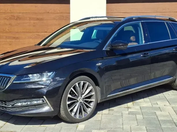 skoda-superb-combi-20-tdi-lk-53000km-dsg-147kw-big-2