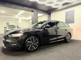 skoda-octavia-combi-20-tdi-scr-sportline-dsg