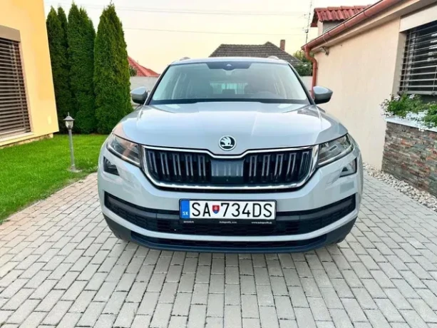 skoda-kodiaq-20-tdi-scr-190k-style-dsg-4x4-140kw190hp-a7-big-0