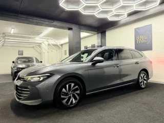 volkswagen-passat-variant-20-tdi-evo-elegance-dsg