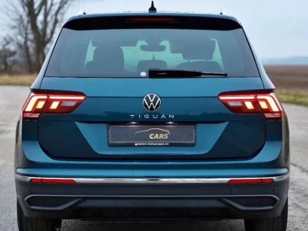 volkswagen-tiguan-20-tdi-evo-dsg-110kw150hp-a7-big-3