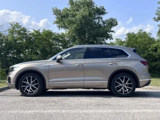volkswagen-touareg-30-v6-tdi-scr-286k-elegance-4motion-tiptronic-210kw285hp-a8