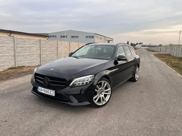mercedes-benz-c-trieda-c200d-big-2