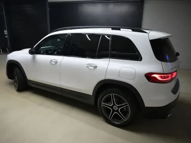 mercedes-benz-glb-200d-4matic-at-110kw150hp-a8-big-3