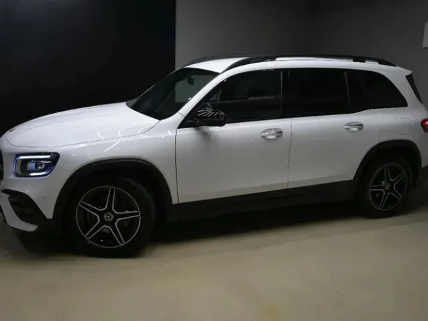 mercedes-benz-glb-200d-4matic-at-110kw150hp-a8-big-1