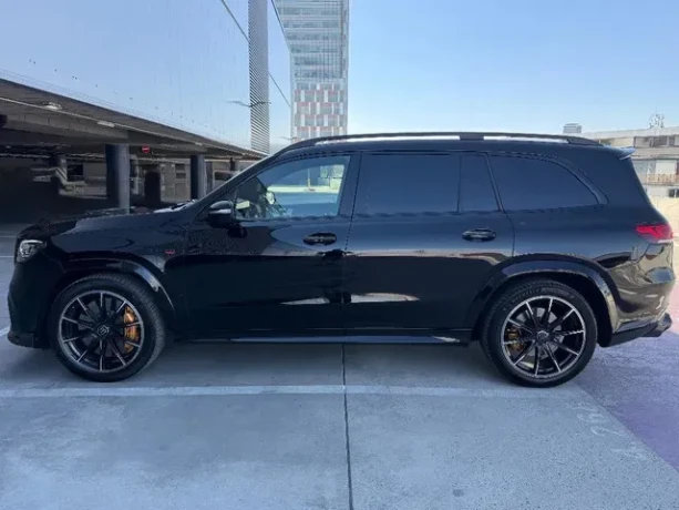 mercedes-benz-gls-63-amg-63-4matic-brabus-uprava-big-2
