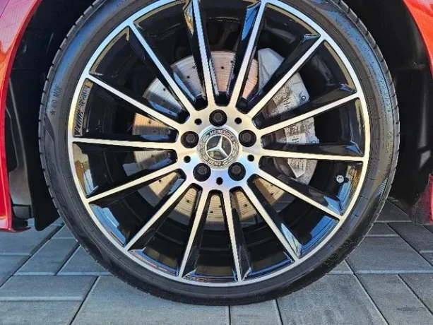 mercedes-benz-e-trieda-kupe-mercedes-big-2