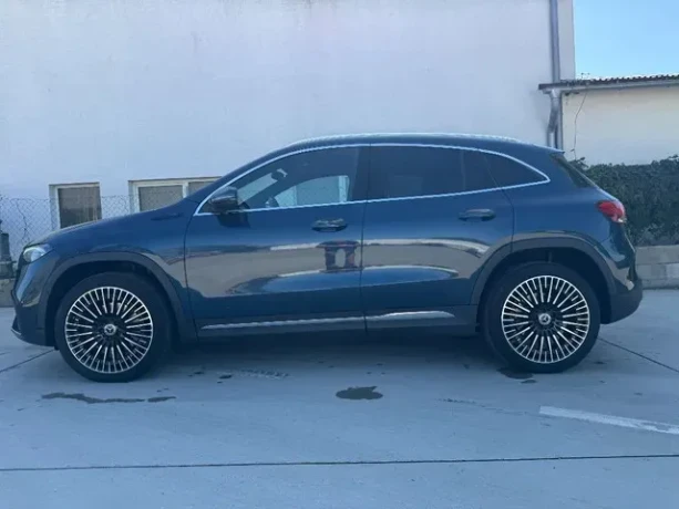 mercedes-benz-eqa-250-amg-linealcantaraled140kw190hp-big-2
