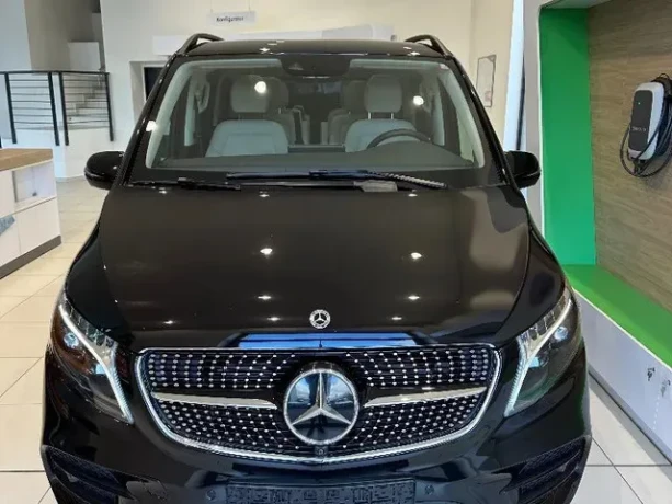 mercedes-benz-v-trieda-v300-d-exclusive-lang-at-4matic-174kw236hp-a9-big-1