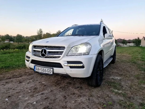 mercedes-benz-gl-350-cdi-4matic-blueefficiency-195kw265hp-a7-big-0