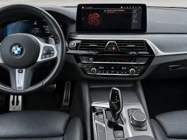 bmw-rad-5-touring-bmw-530d-xdrive-touring-g31-lci-m-sport-210-kw-sk-povod-velky-servis-predlzena-zaruka-big-1