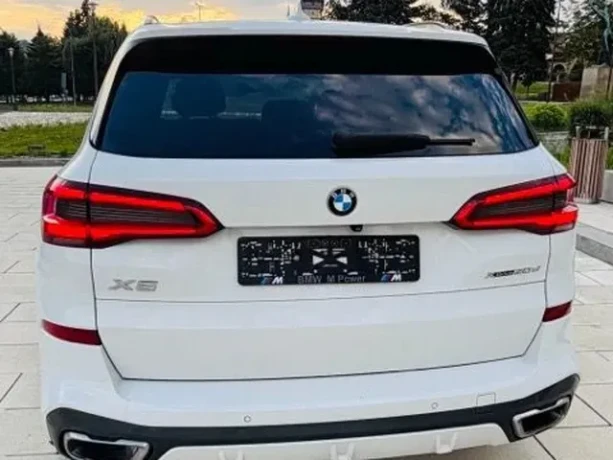 bmw-x5-xdrive30d-m-packet-big-3