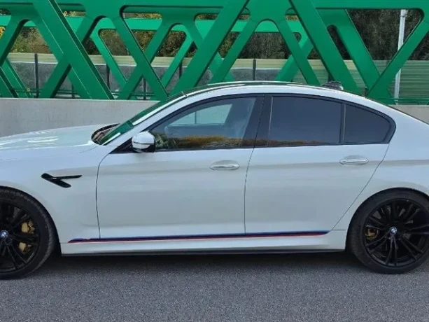 bmw-m5-spickova-vybava-aj-stav-big-1
