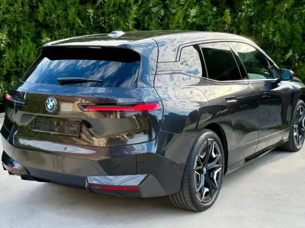 bmw-ix-xdrive-40-sport-laser-lighthead-upharman-kardon-360kamerataznesoh-100-big-0