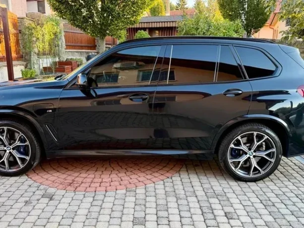 bmw-x5-g05-m-packet-360-vzduch-natacacia-znaprava-big-3