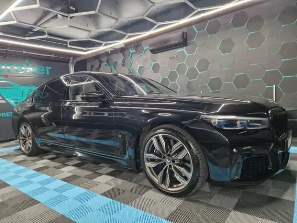 bmw-rad-7-m760li-xdrive-at-430kw585hp-a8-big-0