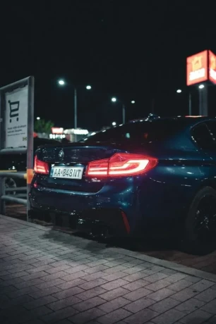 bmw-rad-5-530d-xdrive-at-195kw265hp-a8-big-0