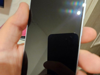 samsung-galaxy-s25-icyblue-12128-top-stav