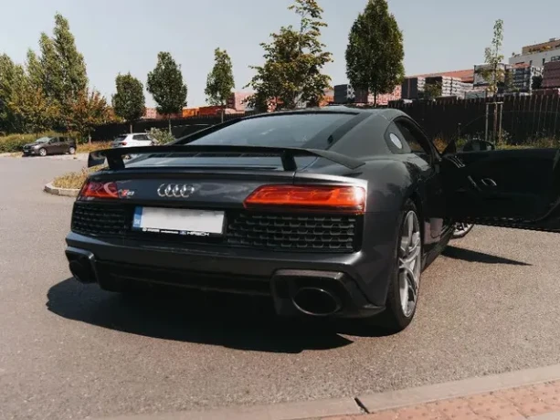 audi-r8-coupe-52-fsi-v10-plus-quattro-s-tronic-449kw610hp-a7-big-0