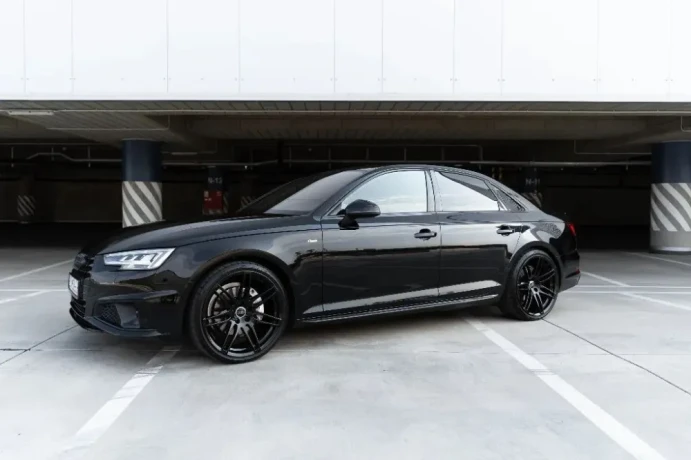 audi-a4-big-0