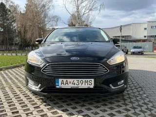 ford-focus-kombi-focus-kombi-15-tdci-duratorq-120k-st-line-powershift-88kw120hp-a6