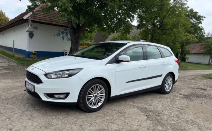 ford-focus-kombi-10-ecoboost-edition-x-74kw-100hp-m5-big-0