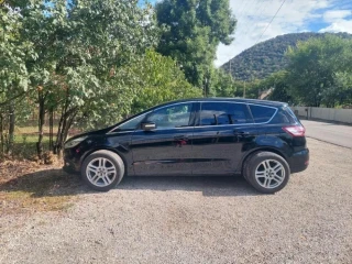 ford-s-max-7-miestne-140-kw-s-taznym-zariadenim-a-nezavislym-kurenim
