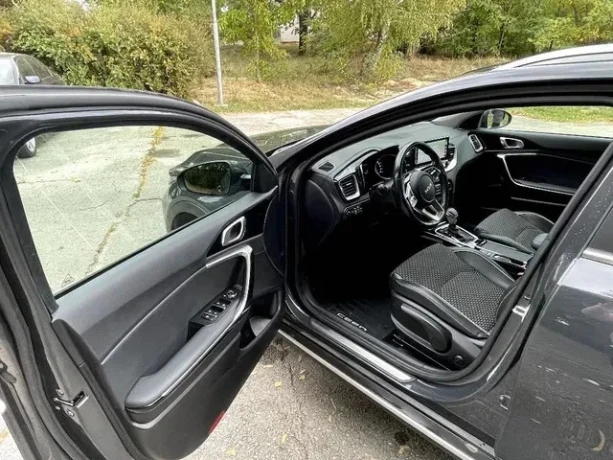 kia-xceed-15-t-gdi-gold-at-118kw160hp-a7-big-3