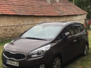 kia-carens-nepojazdne-nutna-oprava