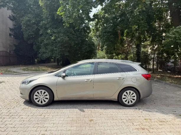 kia-ceed-sw-kia-ceed-sw-kia-ceed-sw-kia-ceed-sw-kia-ceed-sw-ceed-sw-16-crdi-exgold-at-94kw128hp-a6-big-0