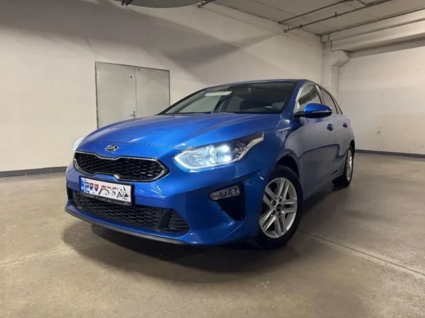 kia-ceed-14-73kw-benzin-2018-led-sk-auto-big-0