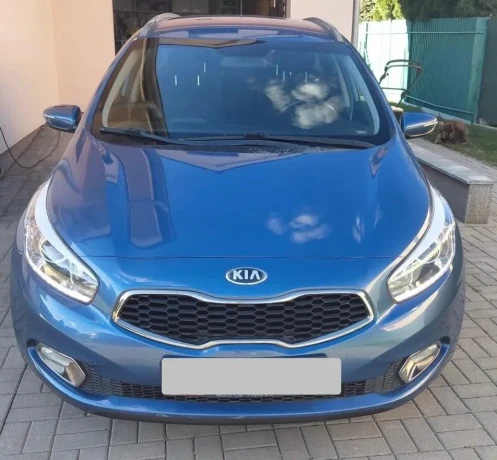 kia-ceed-sw-16-94kw-2013-big-0