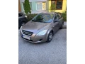 kia-ceed-sw-kia-ceed-sw-benzin-77-kw-5d-stk-012027-220-000-km-small-0